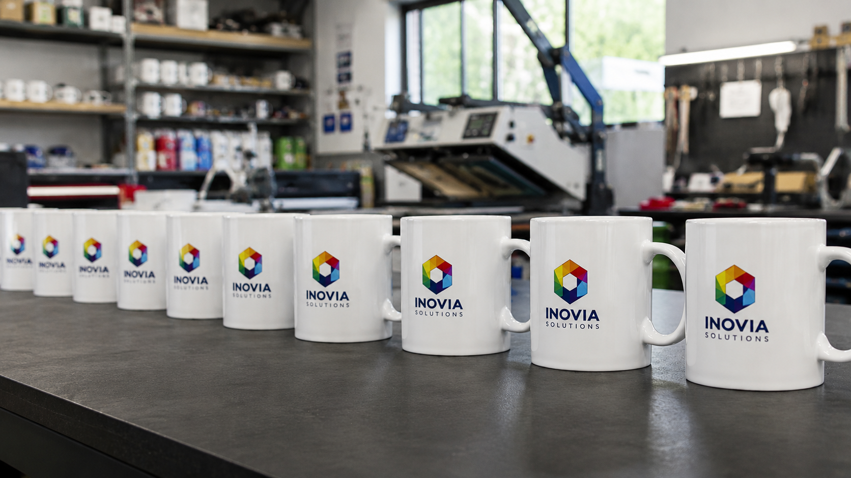 Mugs personnalisés Inovia Solutions — sublimation couleur